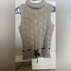 Ann Taylor size small sweater vest top